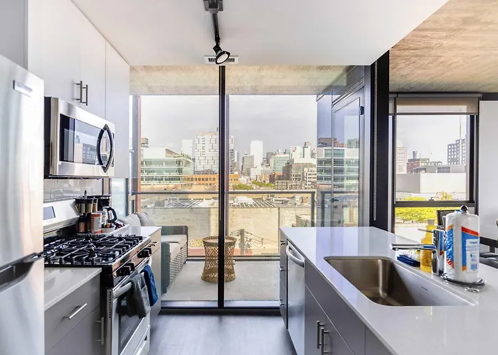 New Sleek 2br - Perfect Blend Of Comfort & Style In Chicago