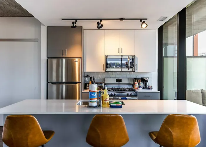 New Sleek 2br - Perfect Blend Of Comfort & Style In Appartamento *