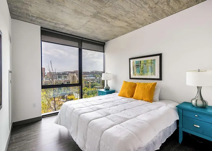 Appartamento New Sleek 2br - Perfect Blend Of Comfort & Style In Chicago
